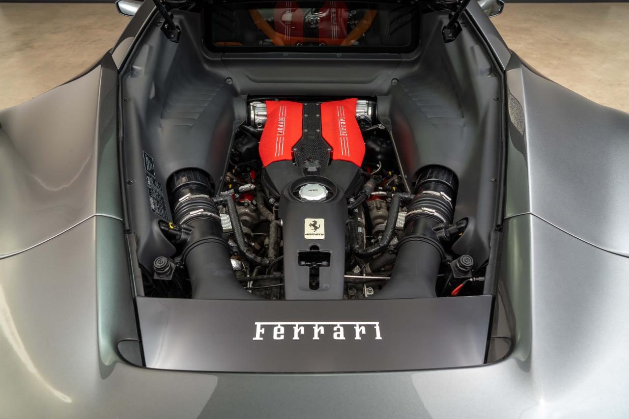 2016 Ferrari 488 GTB 3.9P/7AM/SP/2DR