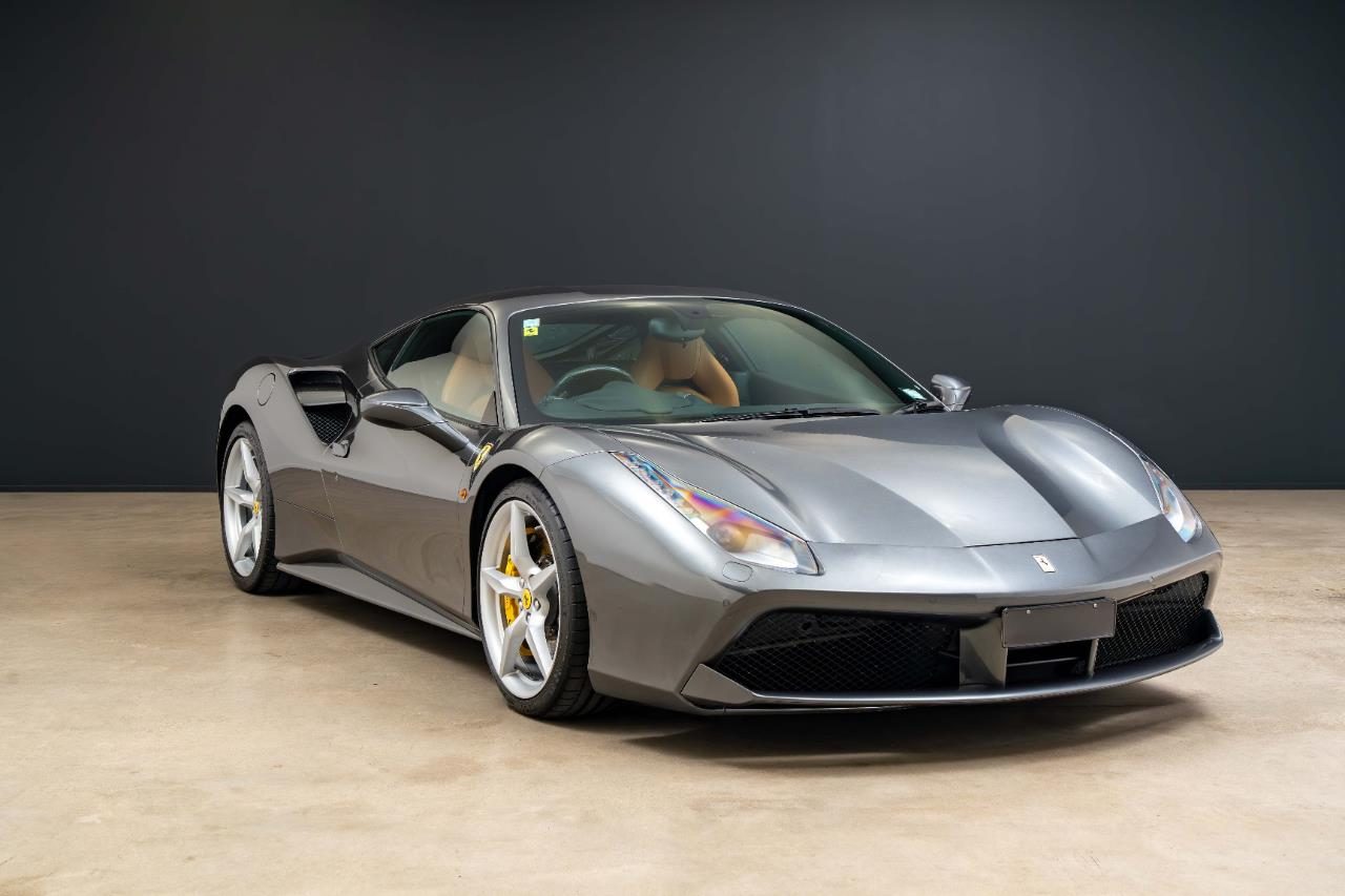 2016 Ferrari 488 GTB 3.9P/7AM/SP/2DR