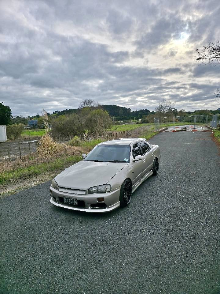 1998 Nissan Skyline