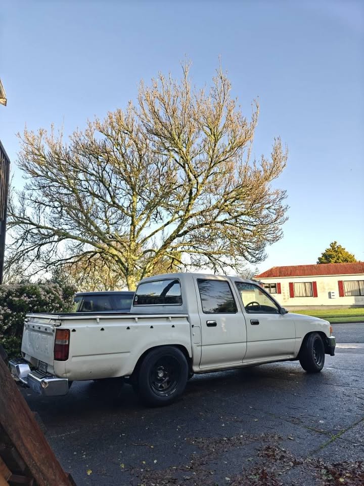 1998 Toyota Hilux RN85