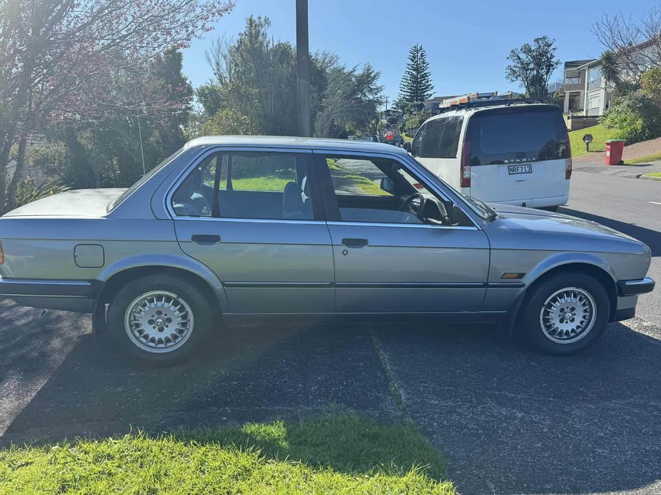 1986 BMW E30
