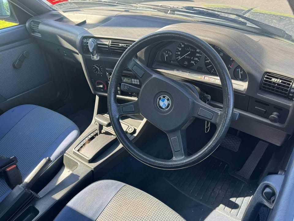 1986 BMW E30