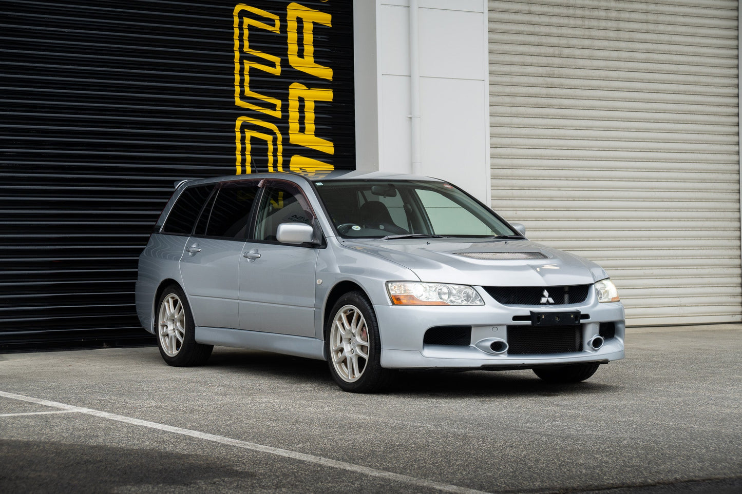 2005 Mitsubishi Lancer EVO 9 Wagon