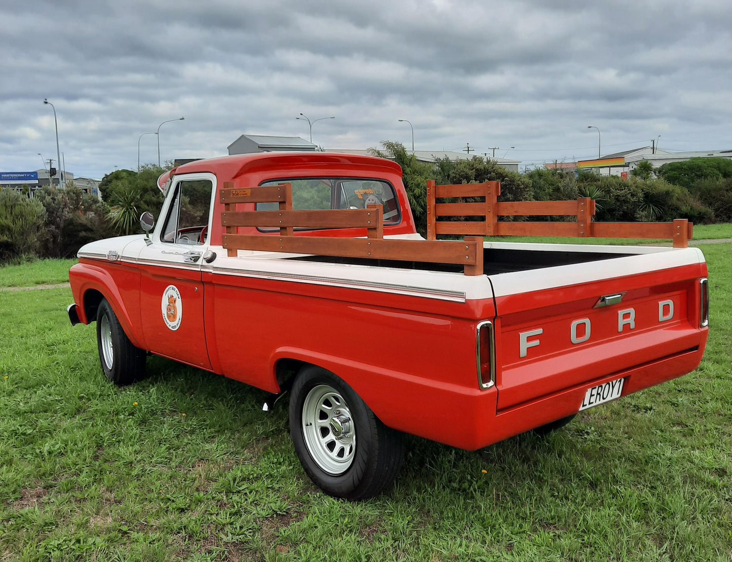 1964 FORD F100 Styleside Short Wheelbase