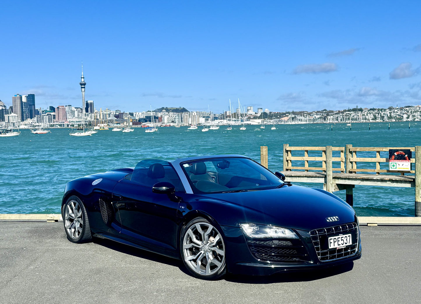2010 Audi R8 Spyder R