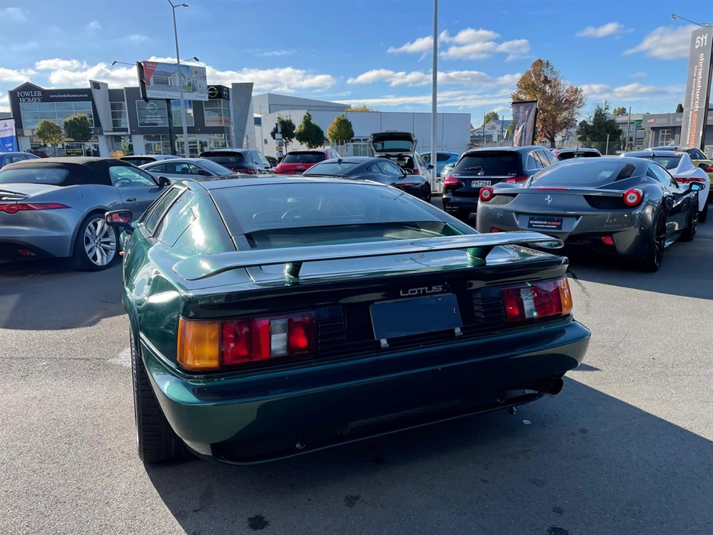 1990 Lotus Esprit Turbo SE 5 Speed Manual