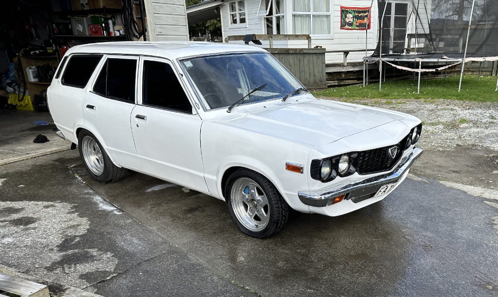 1976 Mazda 808 wagon