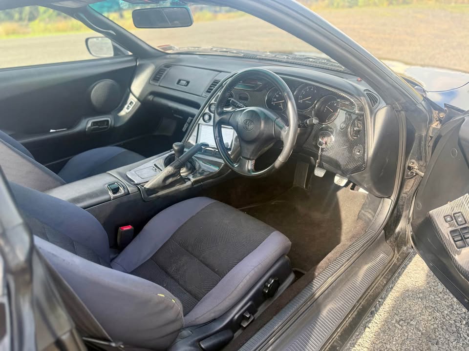 1995 Toyota Supra - Manual