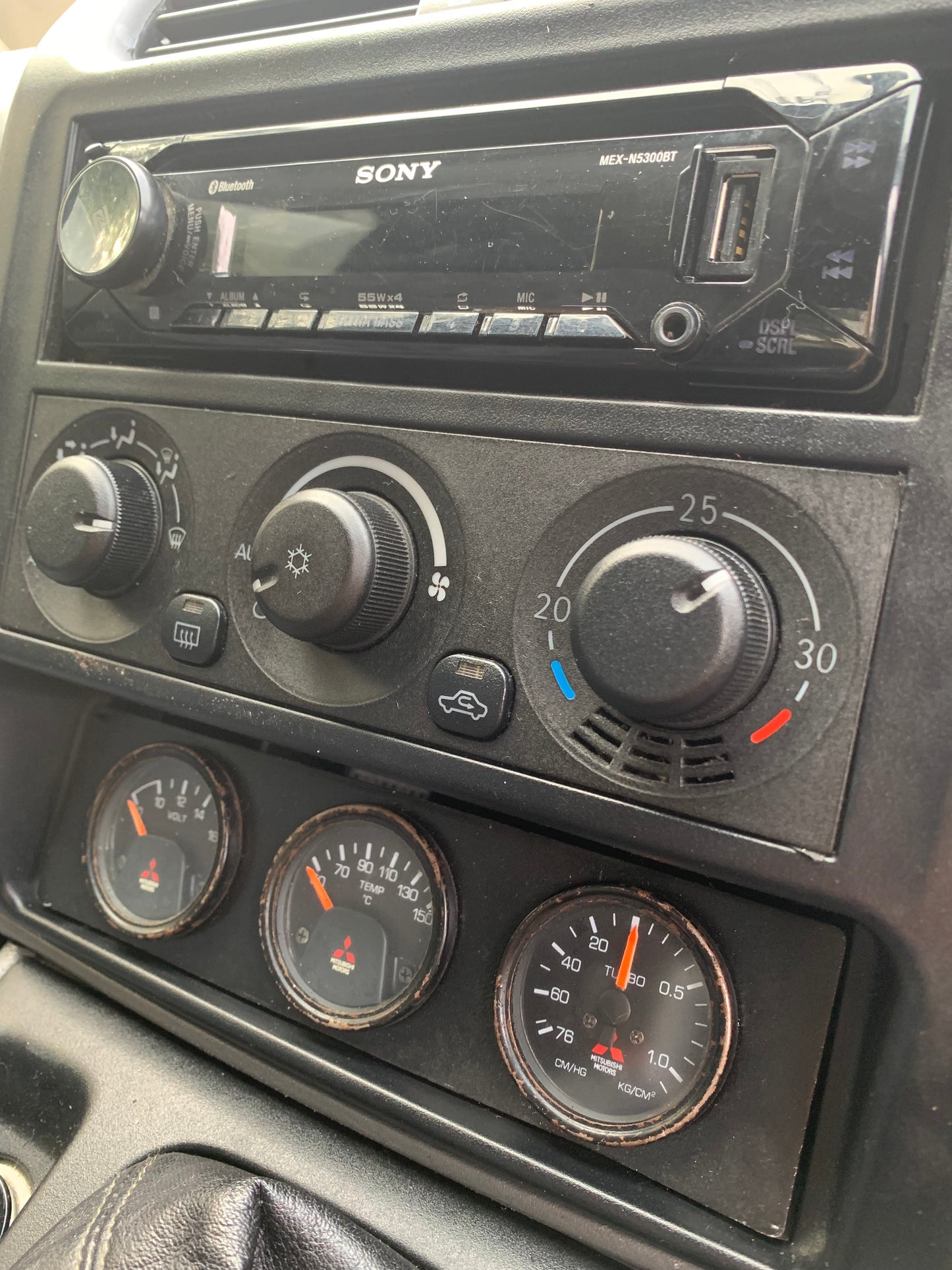1998 Mitsubishi RVR Turbo
