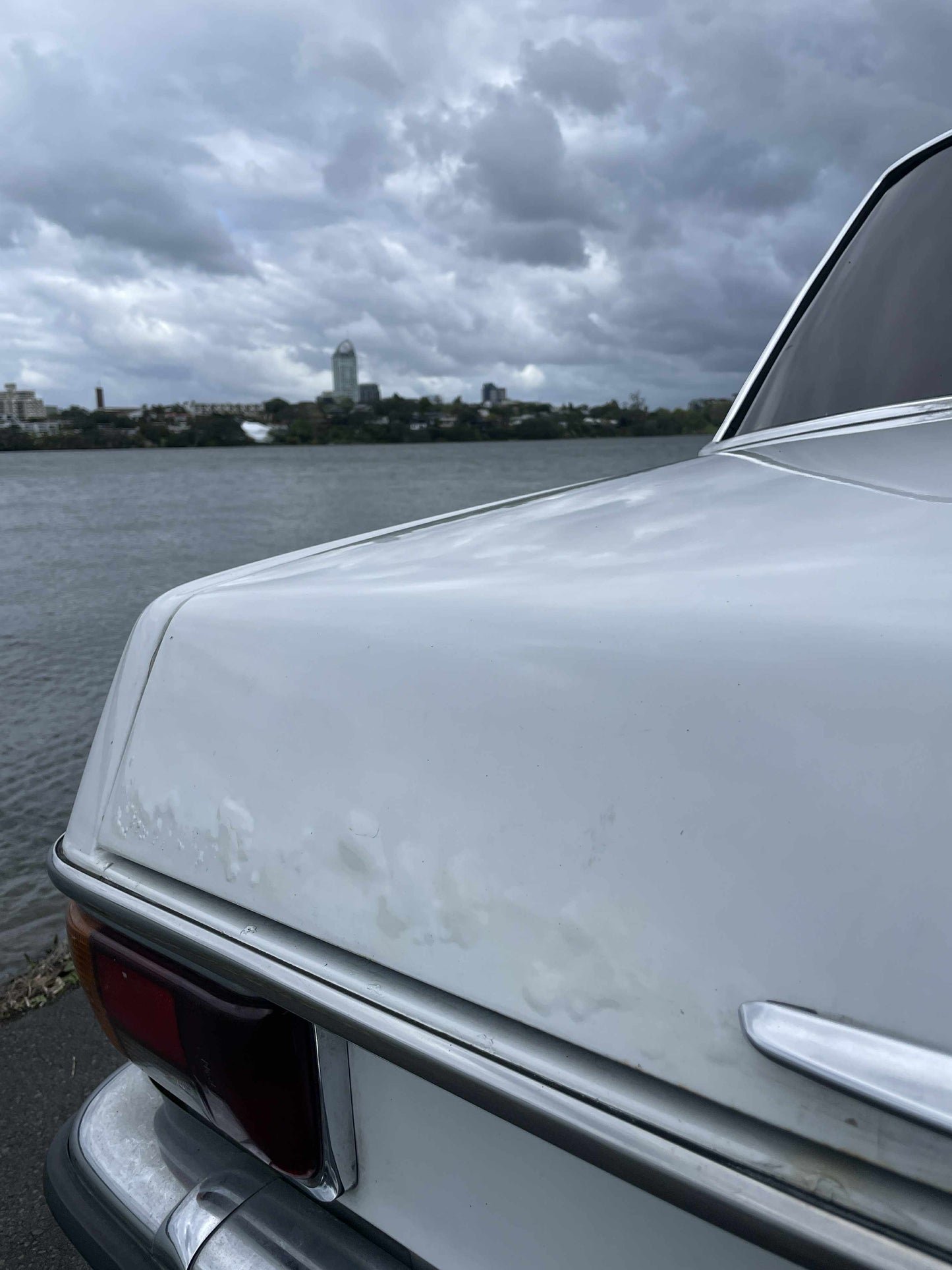 1976 Mercedes-Benz W115 230