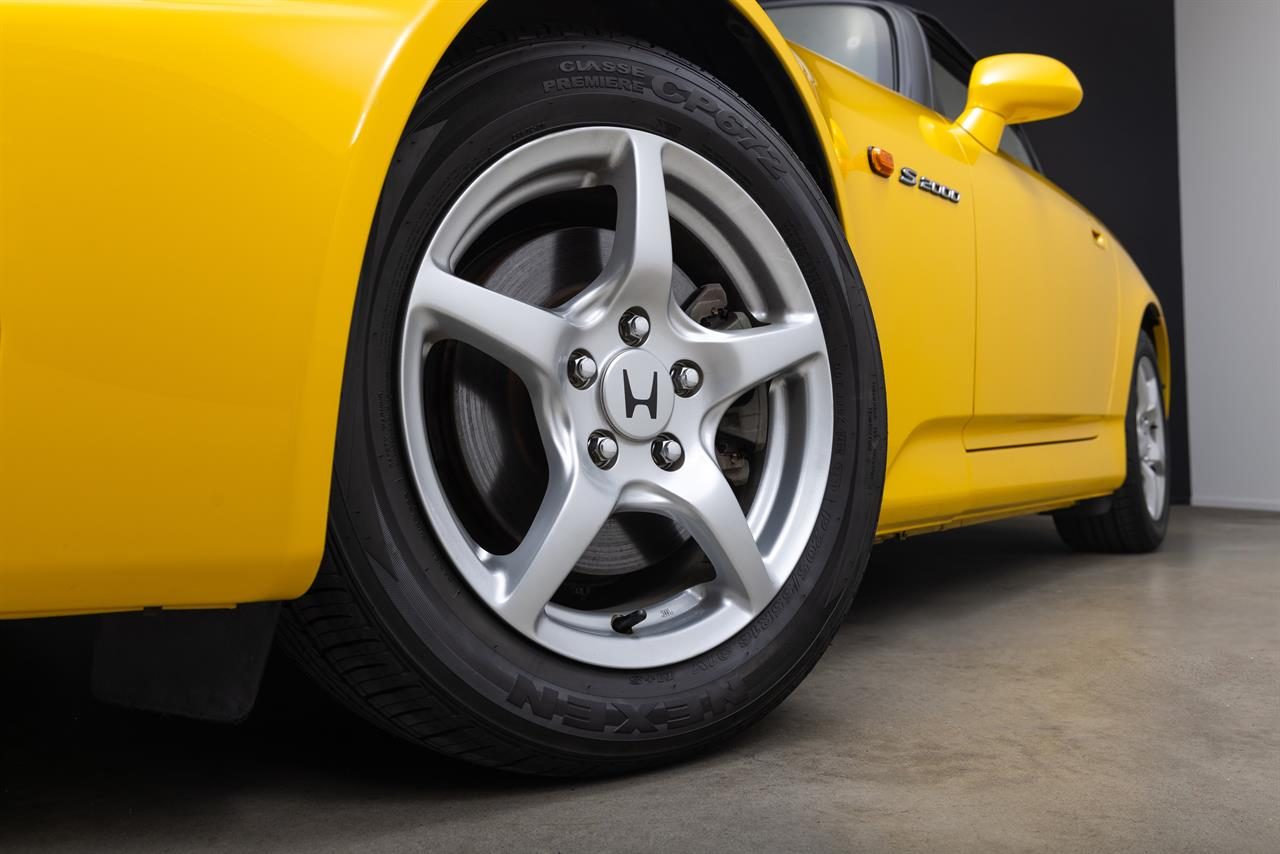 2001 Honda S2000 2.0 2D CONVERT 6M