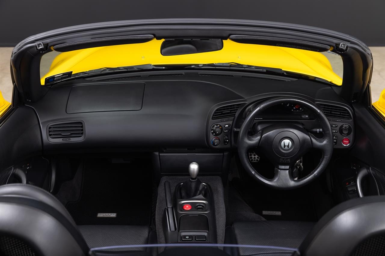 2001 Honda S2000 2.0 2D CONVERT 6M
