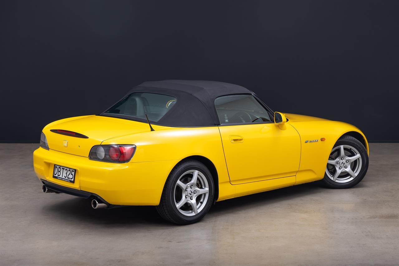 2001 Honda S2000 2.0 2D CONVERT 6M