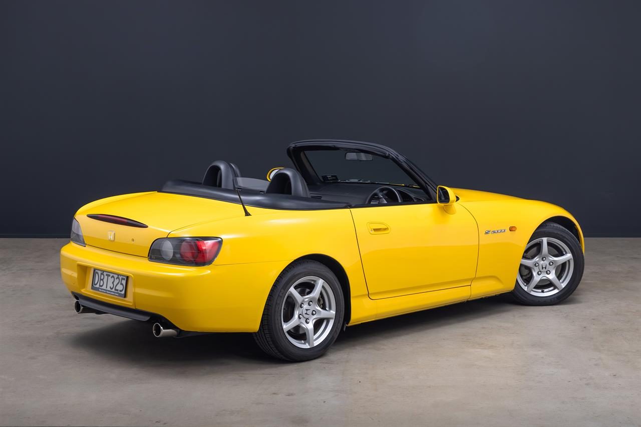 2001 Honda S2000 2.0 2D CONVERT 6M