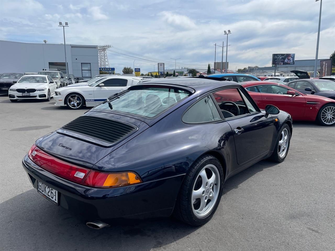1995 Porsche 911 993 Carrera Coupe