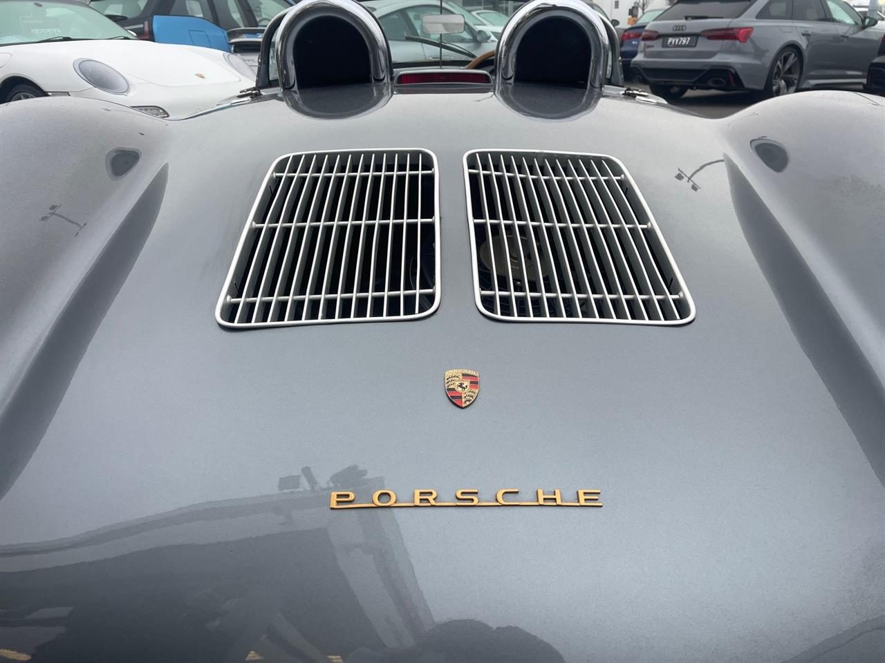 2009 Porsche 550 Spyder Replica
