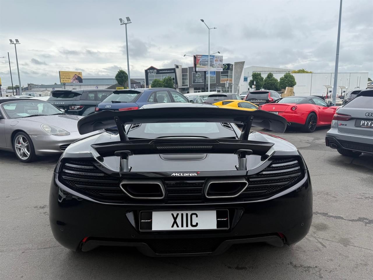 2012 McLaren MP4-12C Coupe