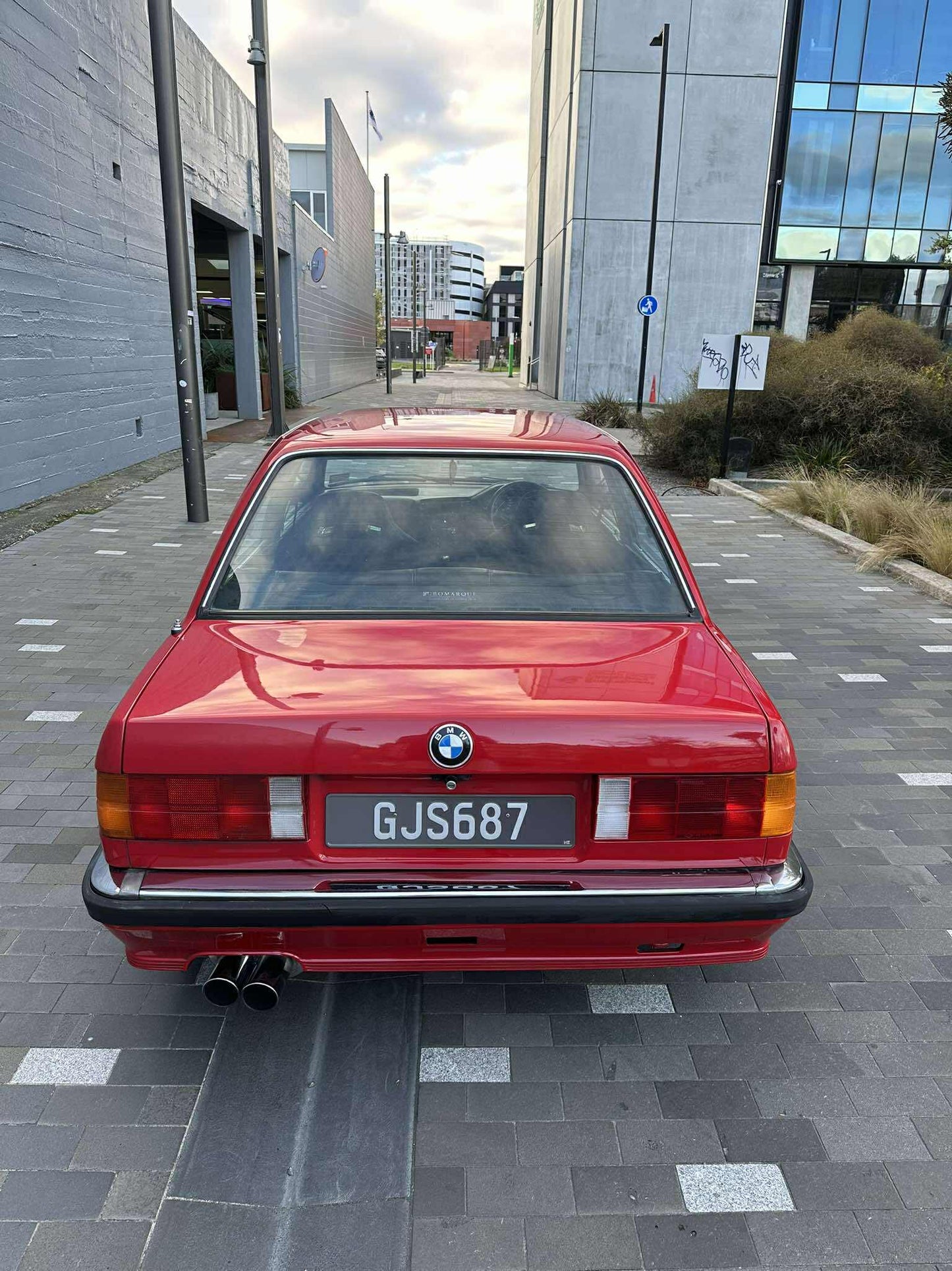 1988 E30 BMW 325i