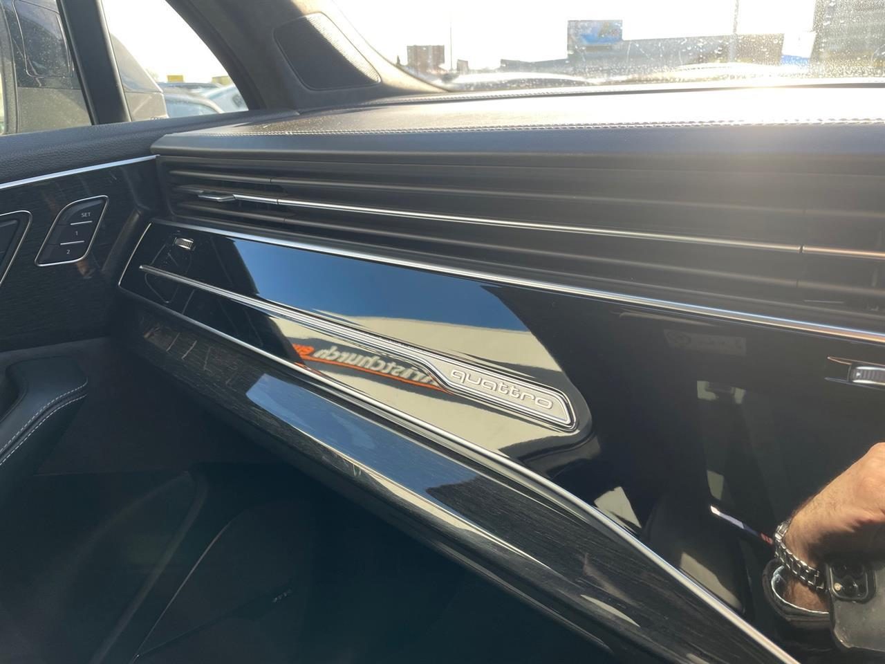 2019 Audi SQ7 4.0 V8 TDI Facelift Vorsprung Edition