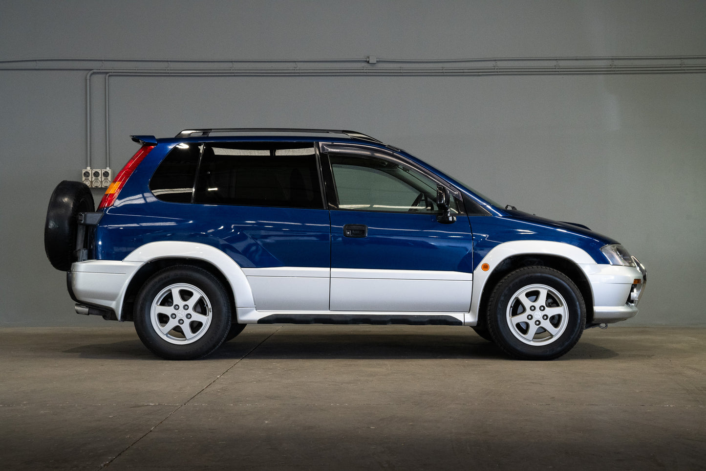 1998 Mitsubishi RVR Sports Gear X3