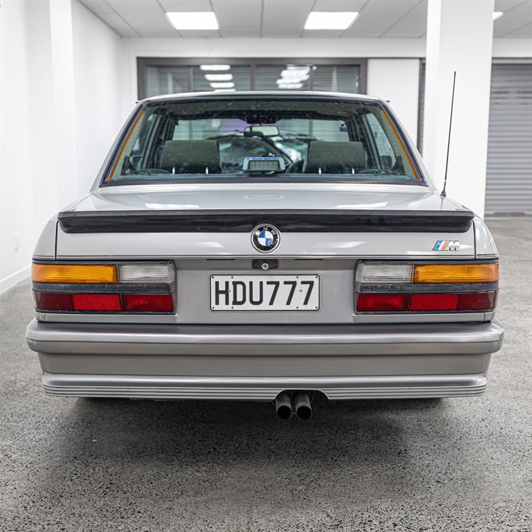 1987 BMW  E28 M535i
