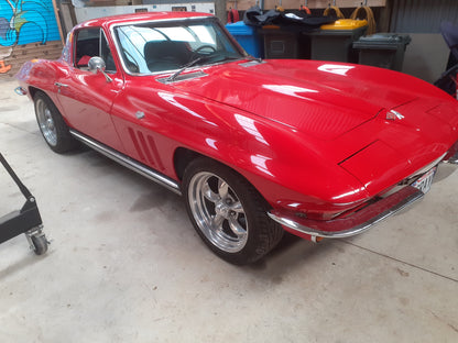 1965 Corvette C2