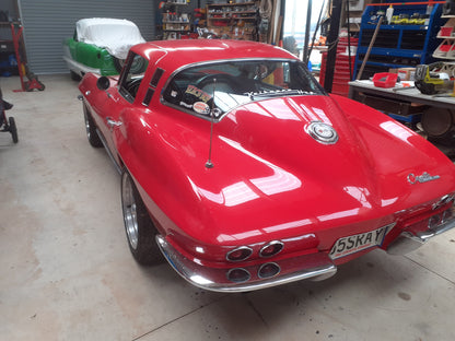 1965 Corvette C2