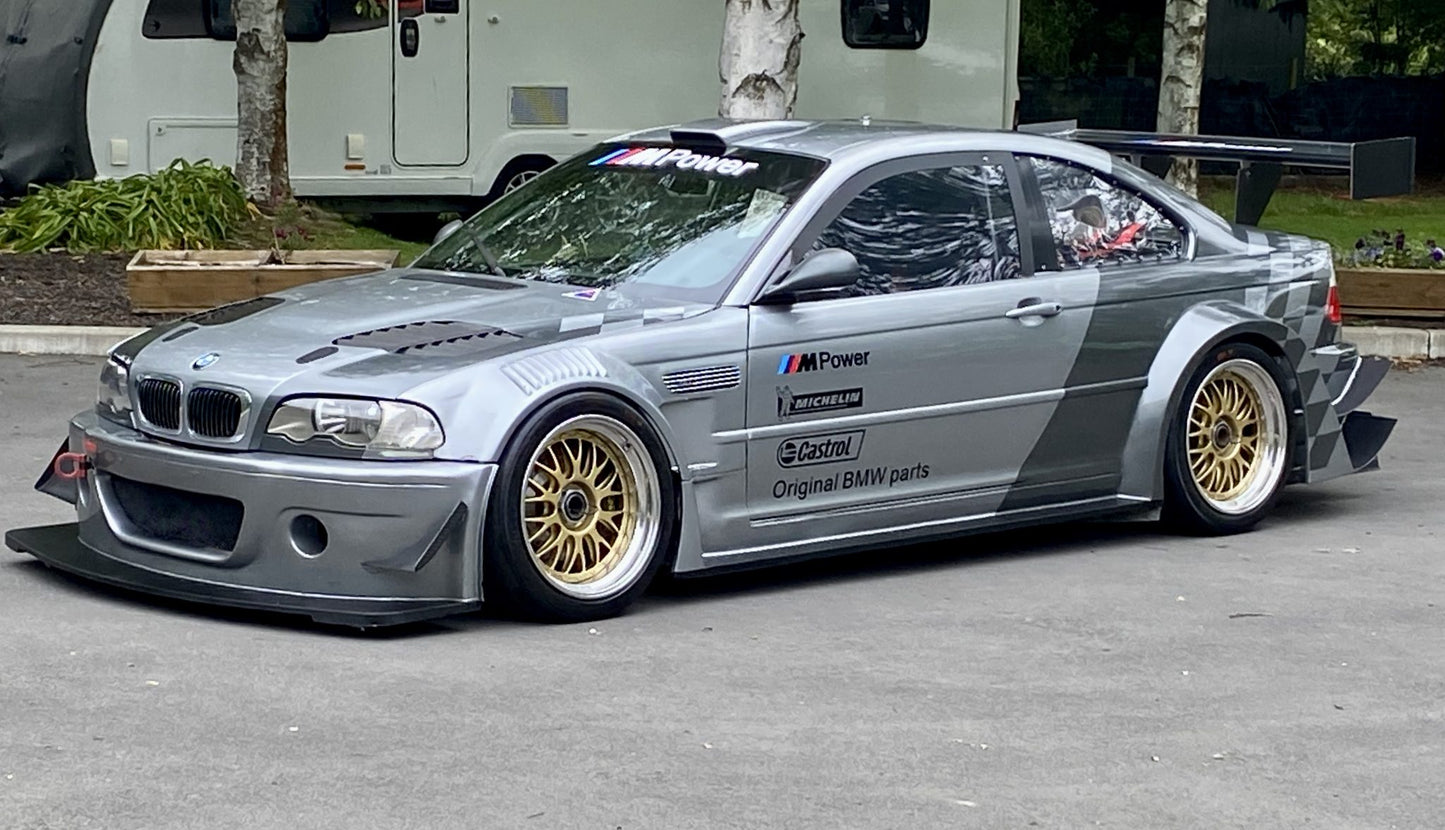 BMW M3 CSL E46