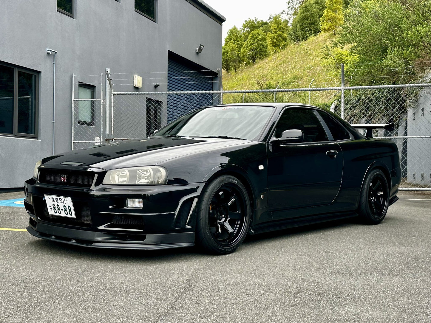 2000 Nissan Skyline GTR R34 - Black