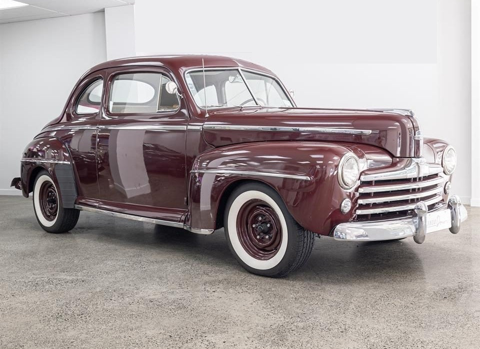 1947 Ford V8 Super Deluxe