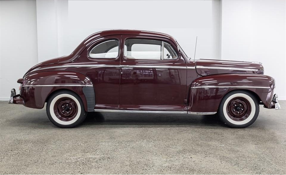 1947 Ford V8 Super Deluxe