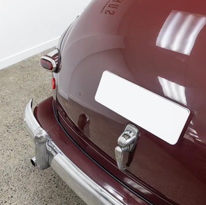 1947 Ford V8 Super Deluxe