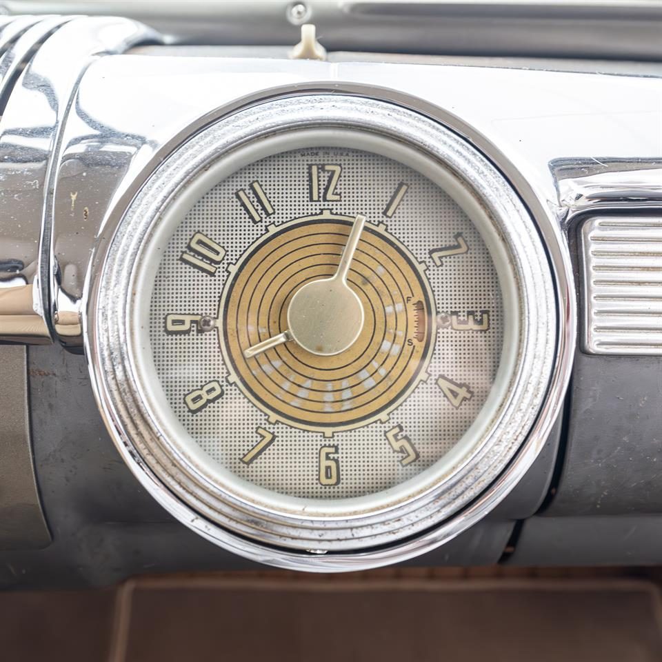 1947 Ford V8 Super Deluxe