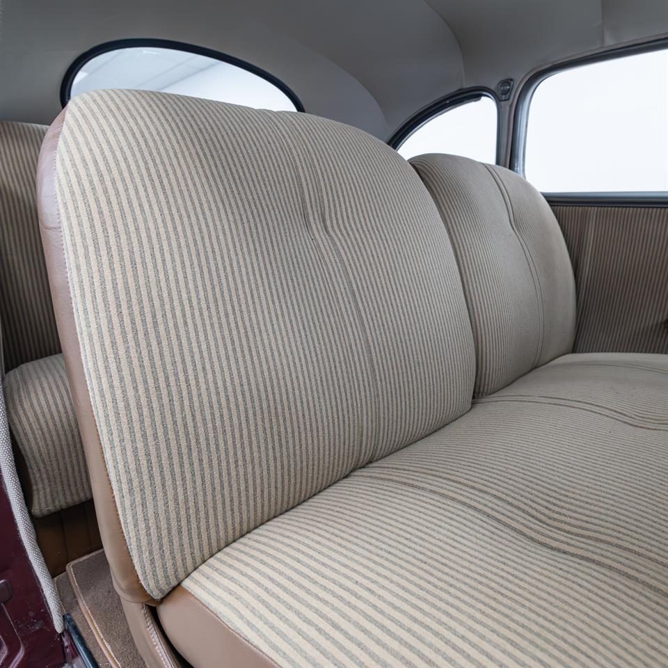 1947 Ford V8 Super Deluxe