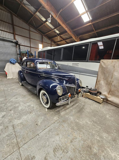 1939 Ford Deluxe Sloper