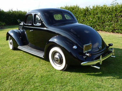 1937 Ford V8