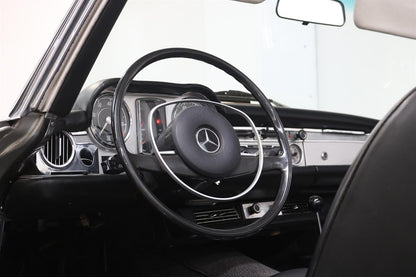 1969 Mercedes-Benz 280 SL