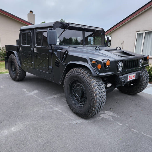 1991 Hummer M998