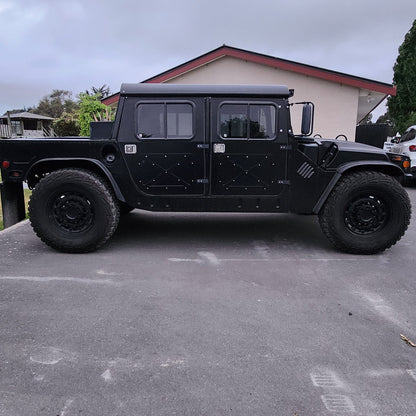 1991 Hummer M998