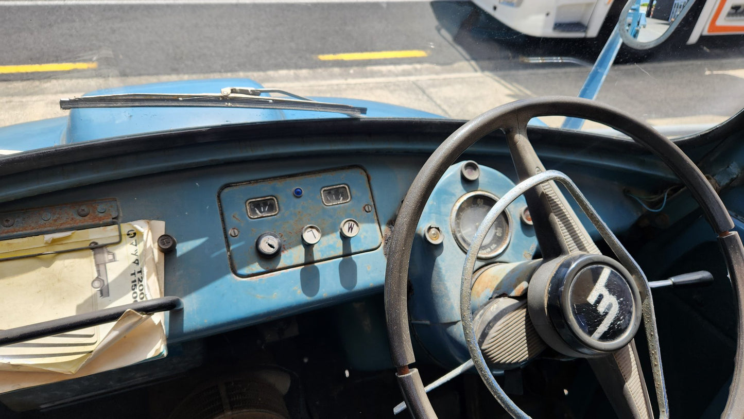 1968 Mazda T2000 3 wheel truck