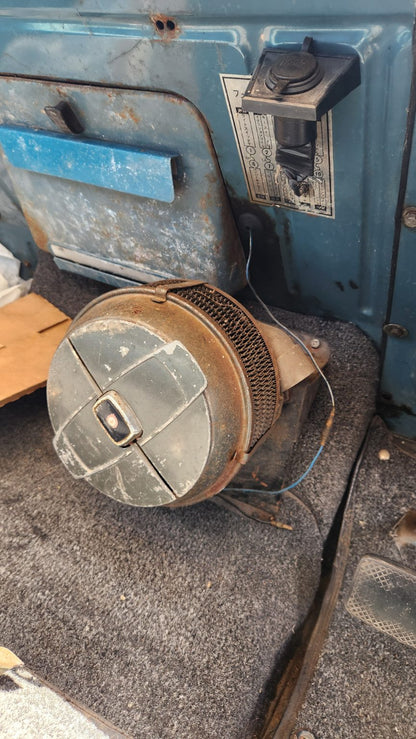 1968 Mazda T2000 3 wheel truck