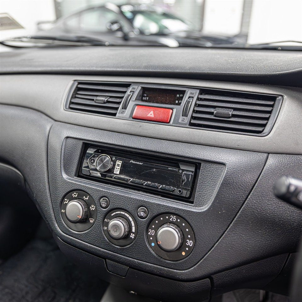 2001 Mitsubishi Lancer GSR Evolution 7