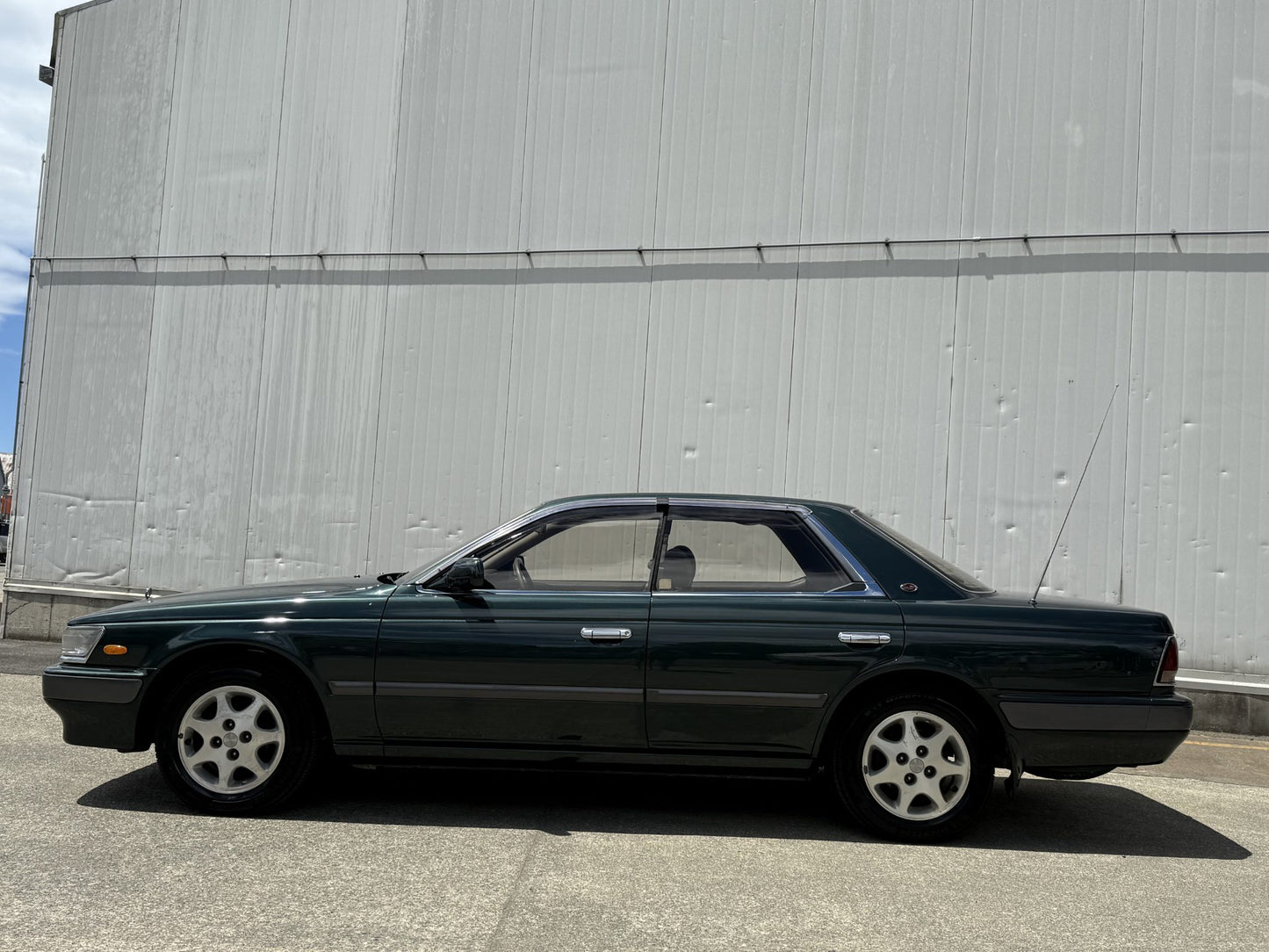 1992 Nissan Laurel Medalist facelift