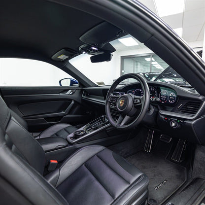 2019 Porsche 911 CARRERA