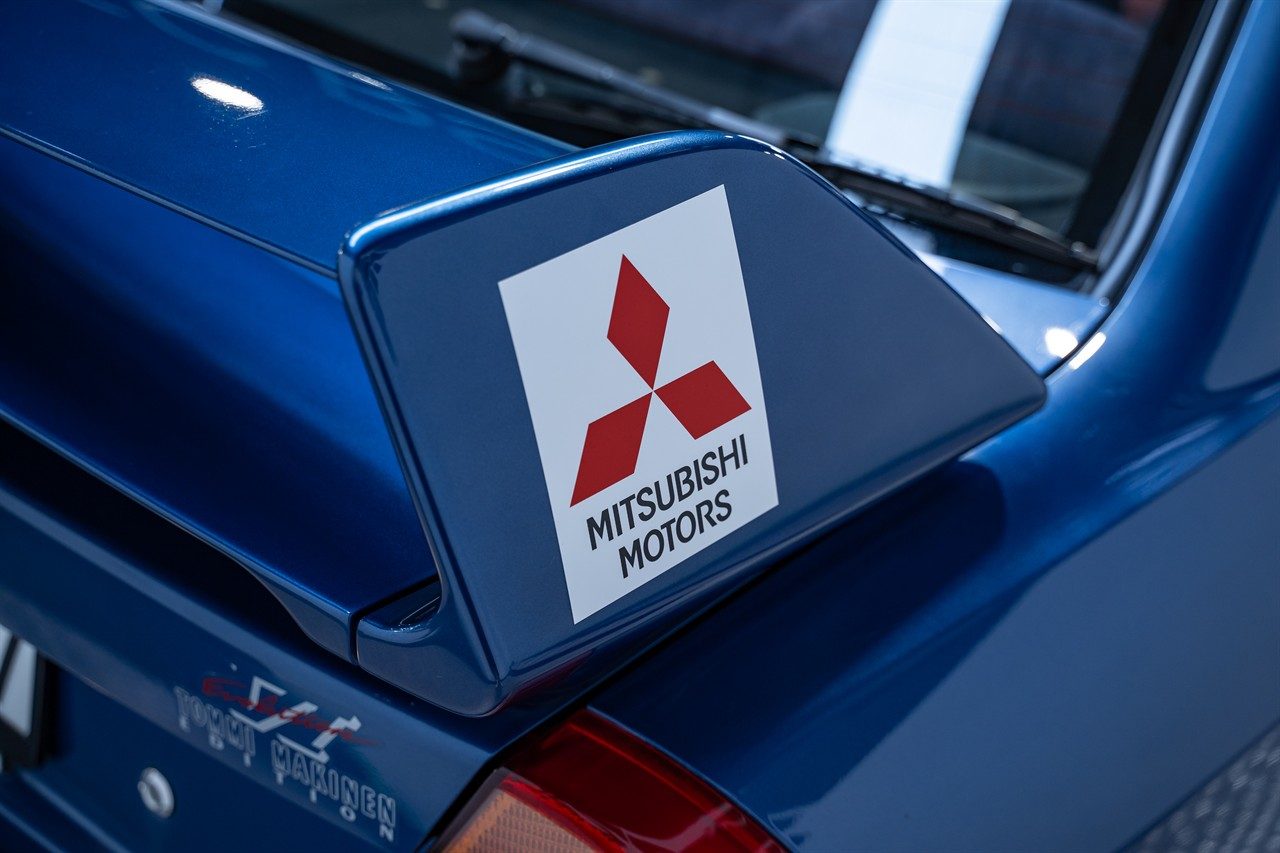 2000 Mitsubishi Lancer Evolution 6.5 Tommi Makinen Edition