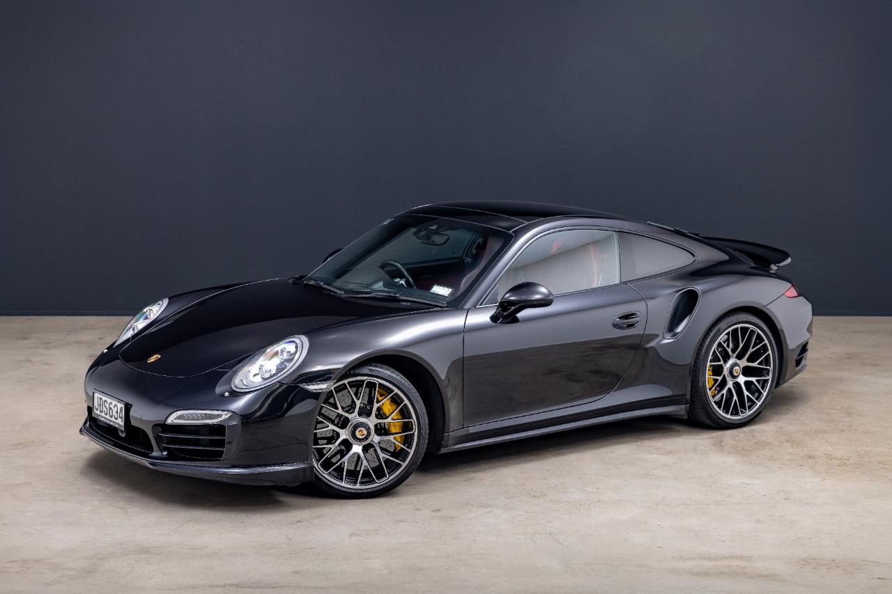 2015 Porsche 911 TURBO S 3.8P/4WD/7AT/