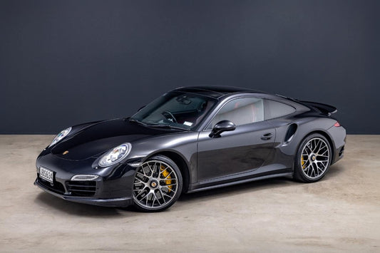 2015 Porsche 911 TURBO S 3.8P/4WD/7AT/