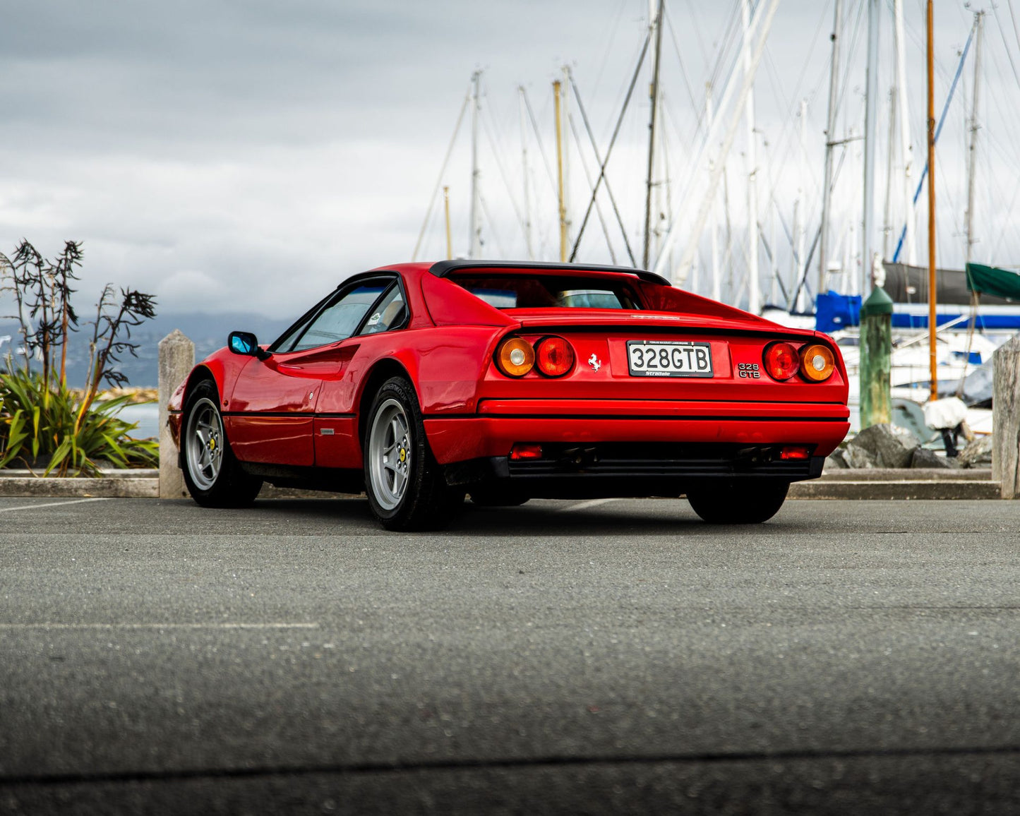 1987 Ferarri 328 GTB