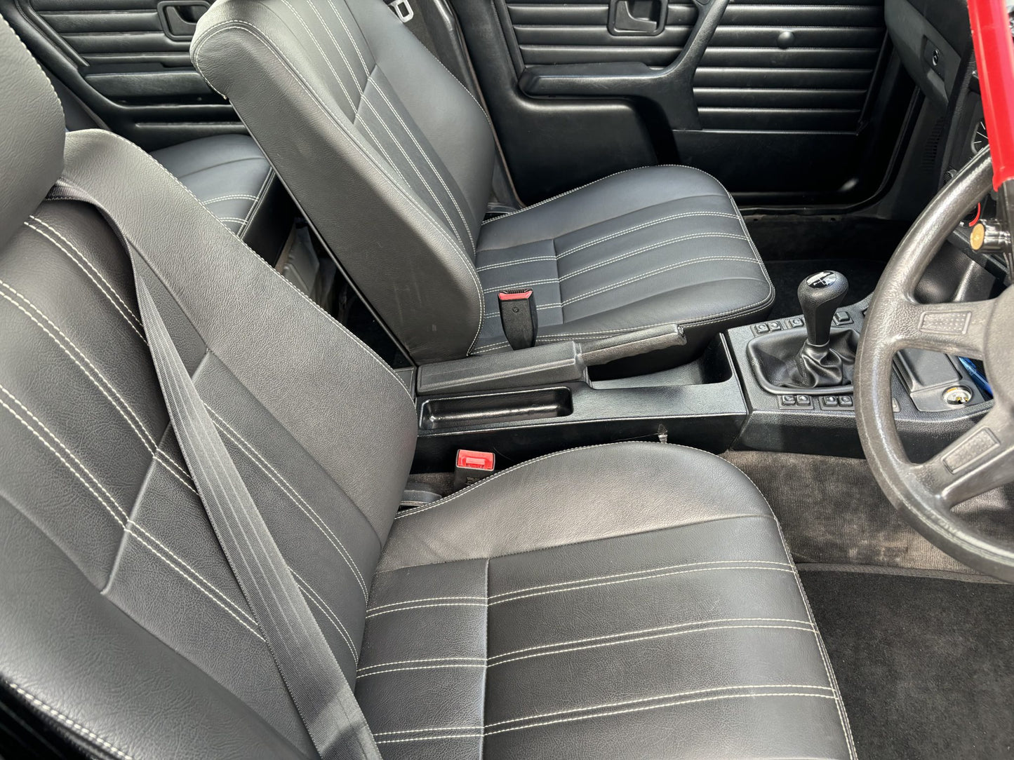 1988 BMW 320i