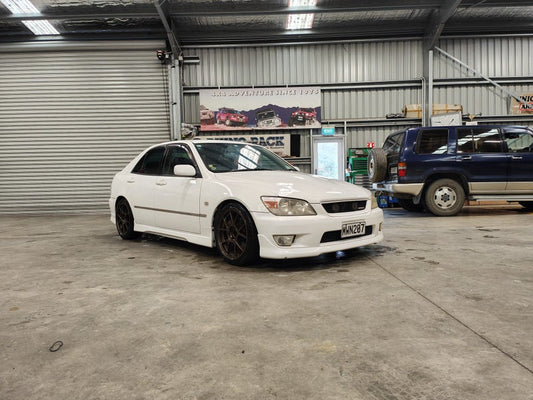 1999 Toyota Altezza - White